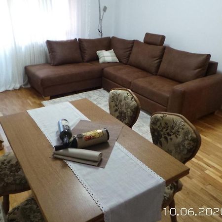 Walk Apartment Vukovár Kültér fotó