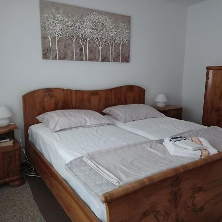 Walk Apartment Vukovár Kültér fotó