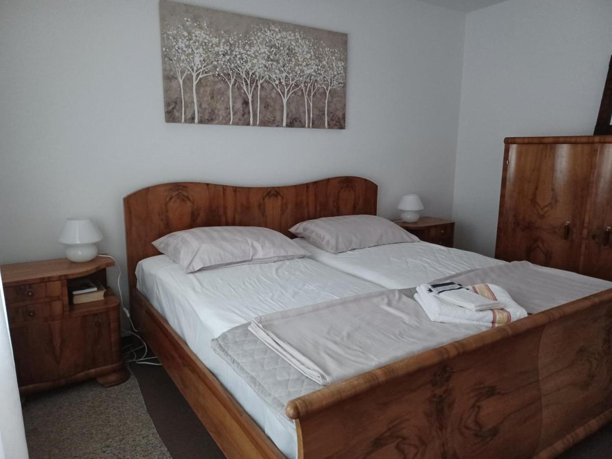 Walk Apartment Vukovár Kültér fotó