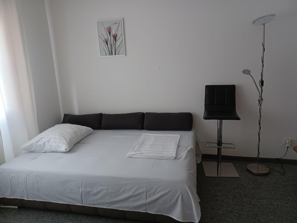Walk Apartment Vukovár Kültér fotó