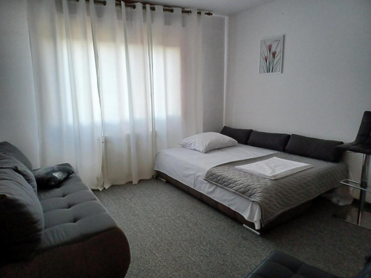 Walk Apartment Vukovár Kültér fotó